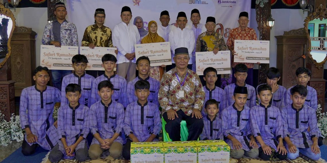 Gelar Safari Ramadan, Jamkrindo Lakukan Kegiatan Sosial Di Solo - Metapos